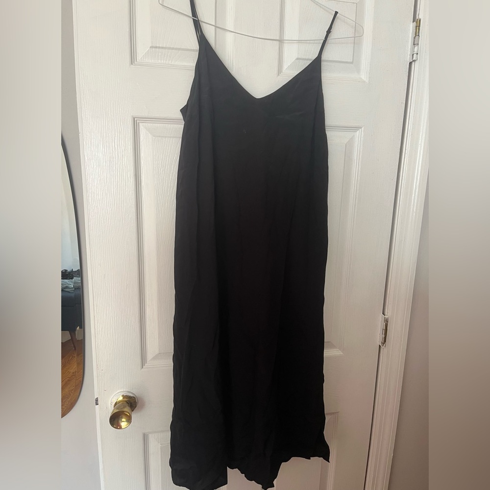 Gap size M, loose flared fit black cami dress